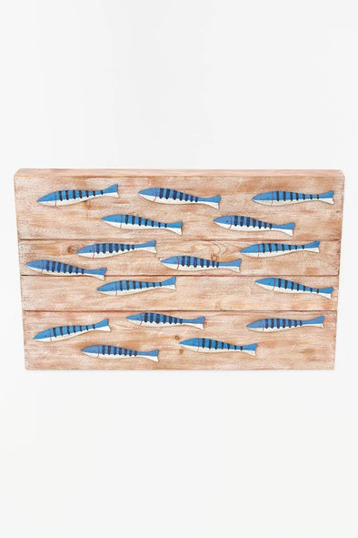 Panneau en bois avec petit poisson
