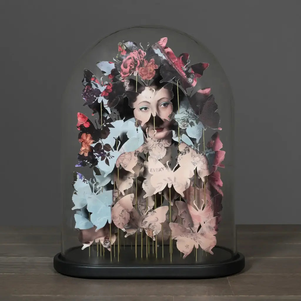 ANAMORFOSI SOTTO LA CUPOLA DI VETRO - LA BELLE