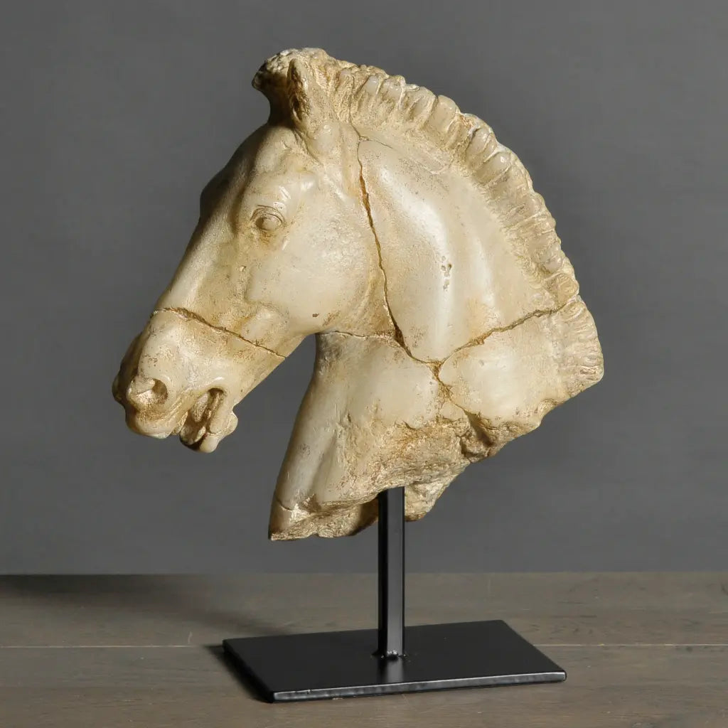 SCULTURA TESTA DI CAVALLO DI MONTI
