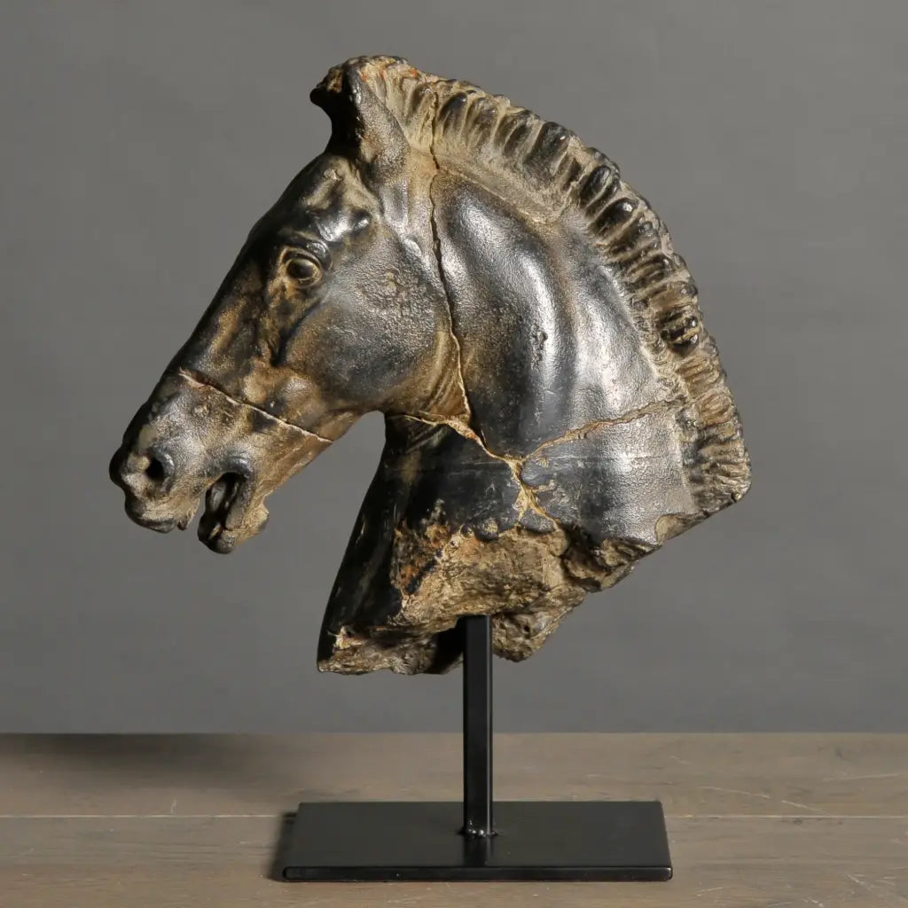 SCULTURA TESTA DI CAVALLO DI MONTI