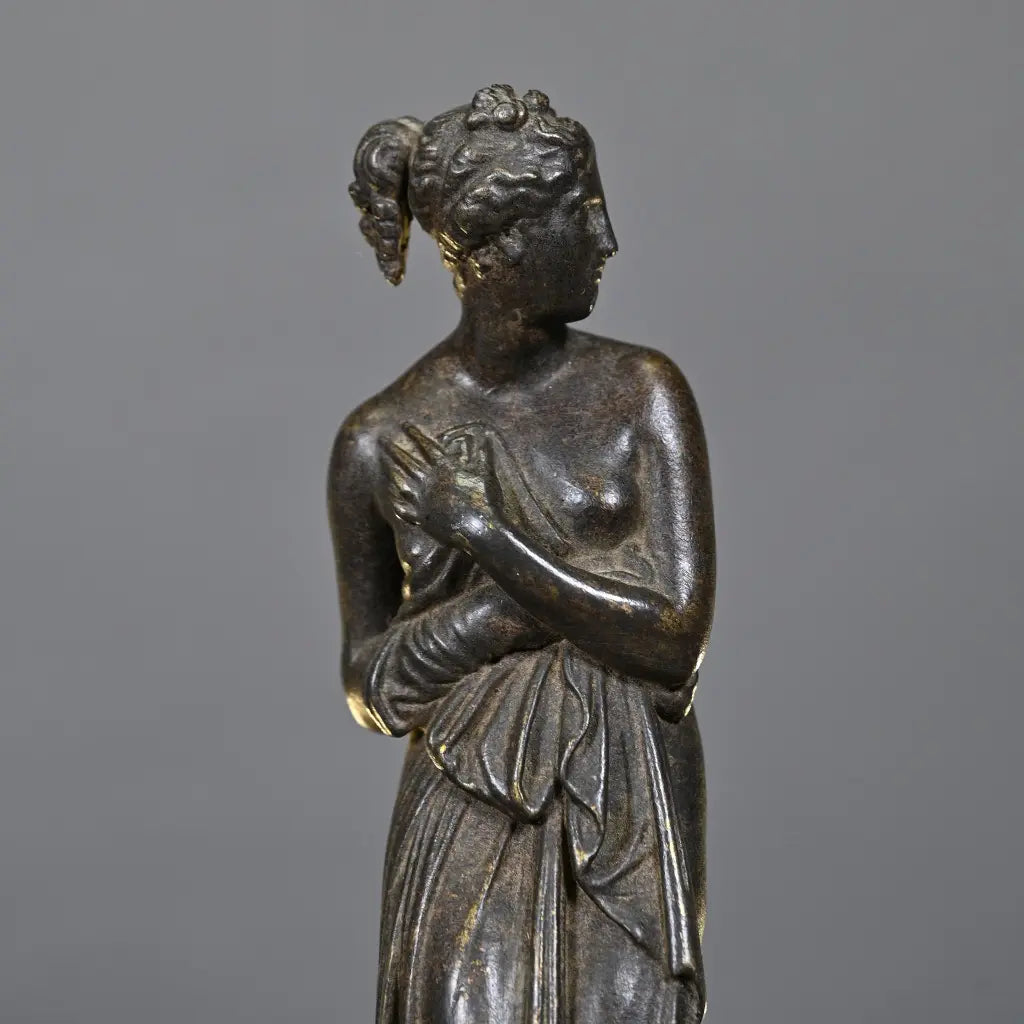 PICCOLA VENERE DRAPPEGGIATA